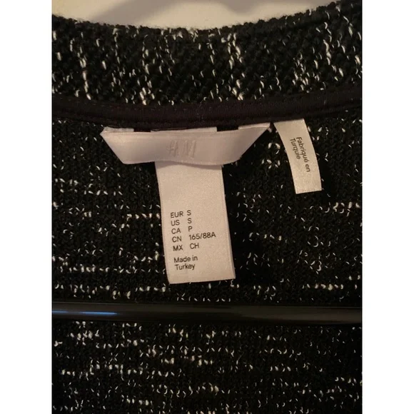 H&M Cropped Blazer - Picture 4 of 5